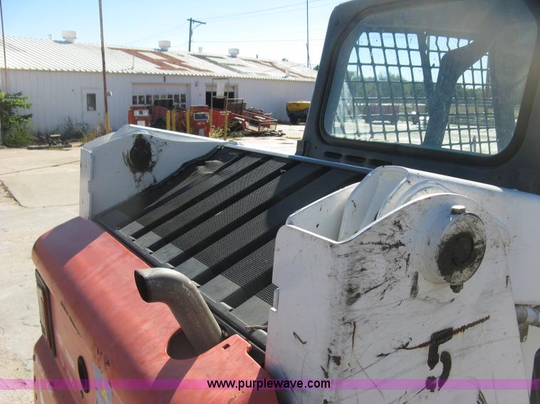 image for item H9491 2010 Bobcat S150 skid steer