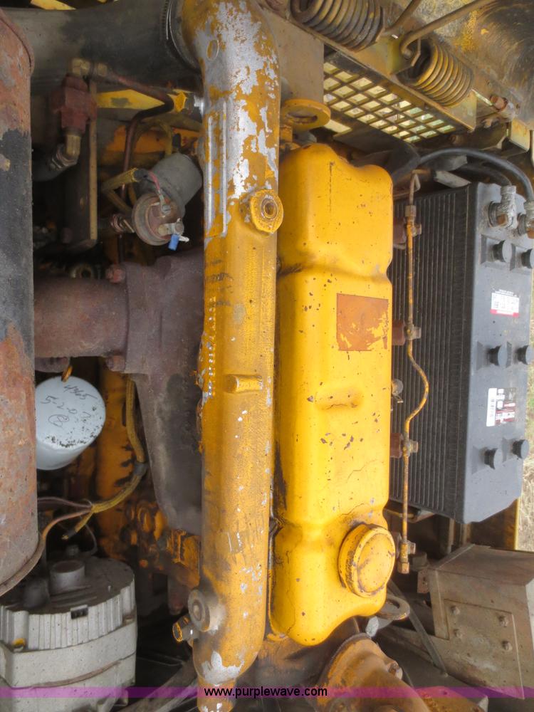 image for item I2204 Caterpillar V60B forklift