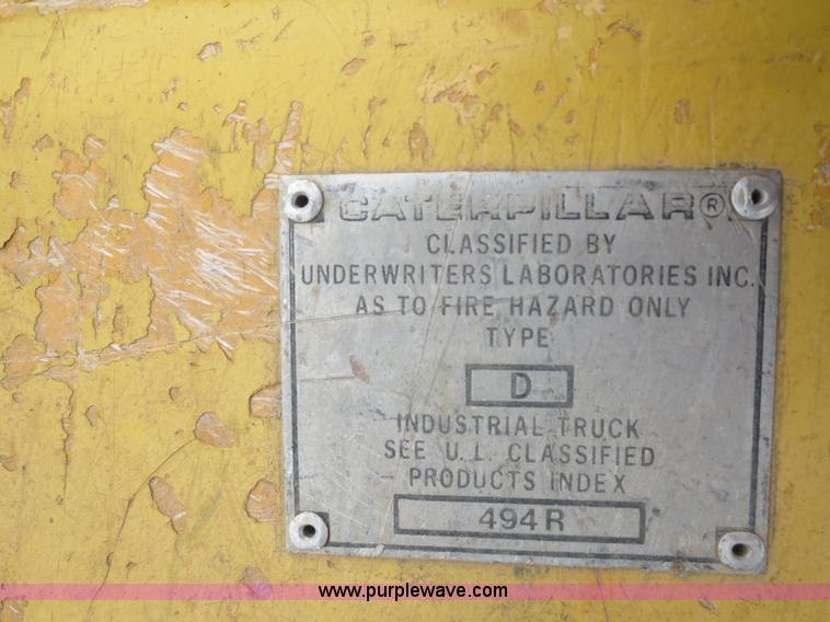 image for item I2204 Caterpillar V60B forklift