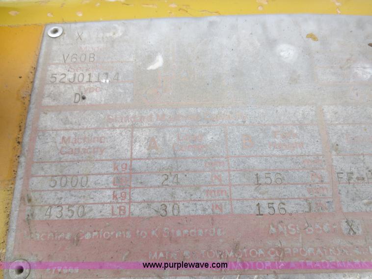 image for item I2204 Caterpillar V60B forklift