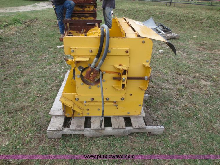 image for item I2206 Gomaco sectionalized trimmer head