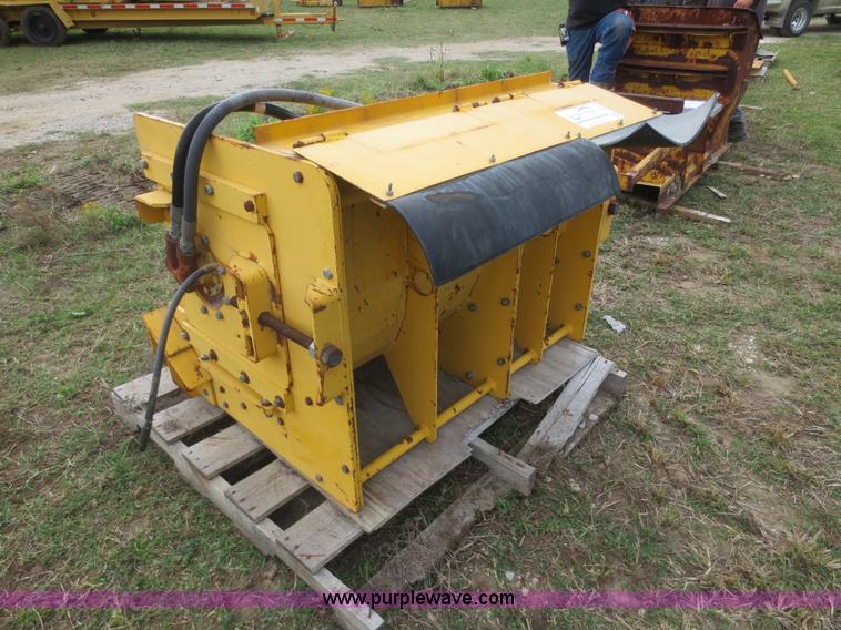 image for item I2206 Gomaco sectionalized trimmer head