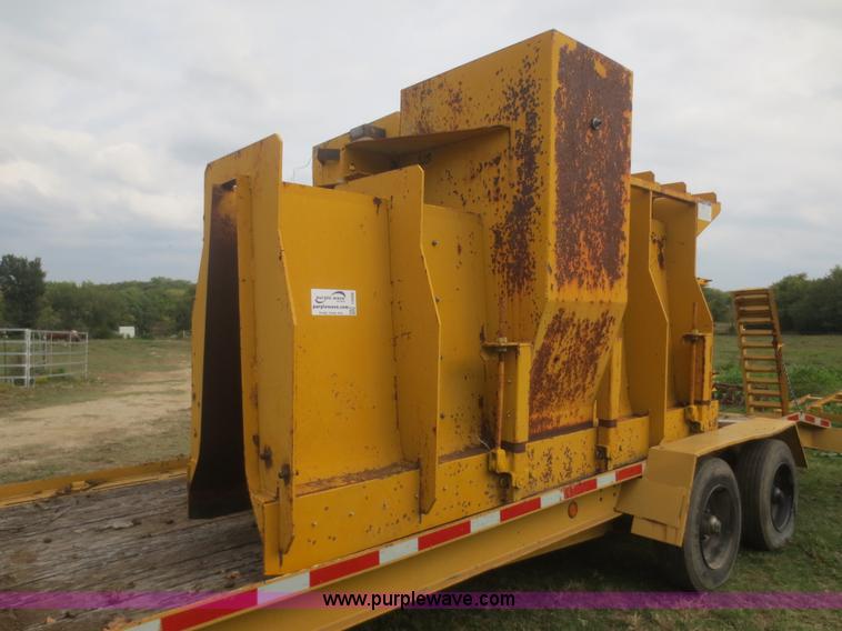 image for item I2208 Gomaco Jersey barrier mold