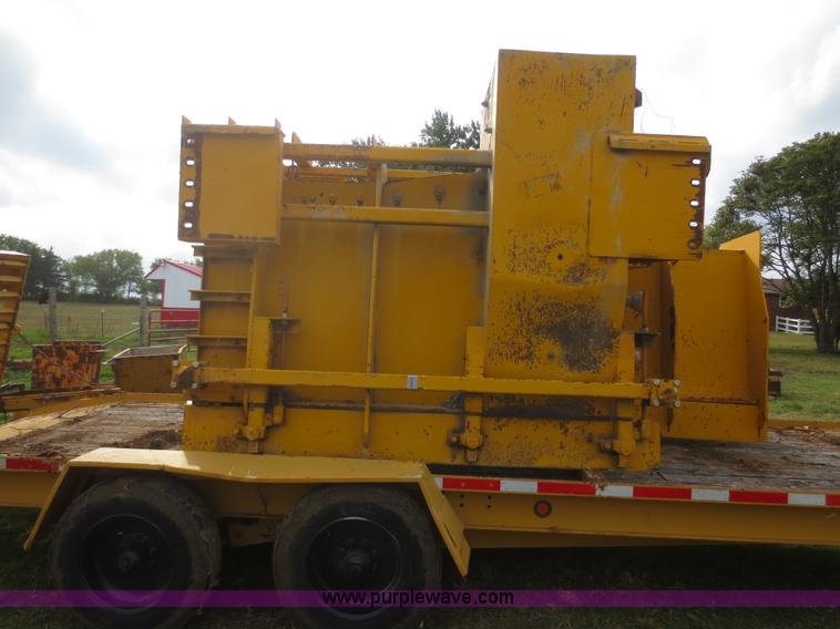 image for item I2208 Gomaco Jersey barrier mold