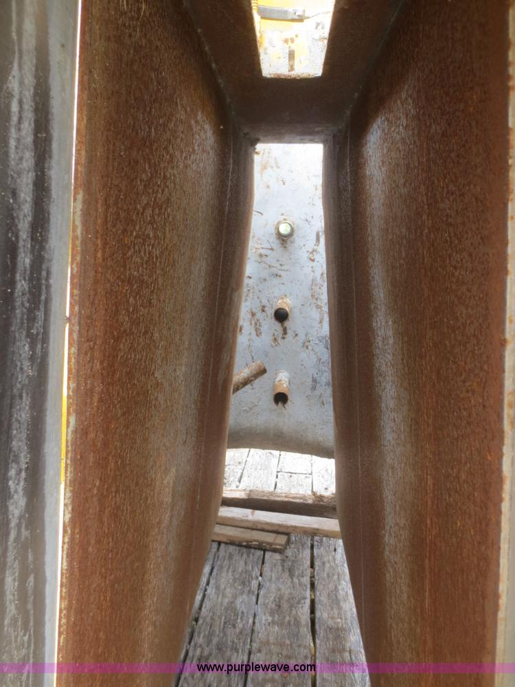 image for item I2208 Gomaco Jersey barrier mold