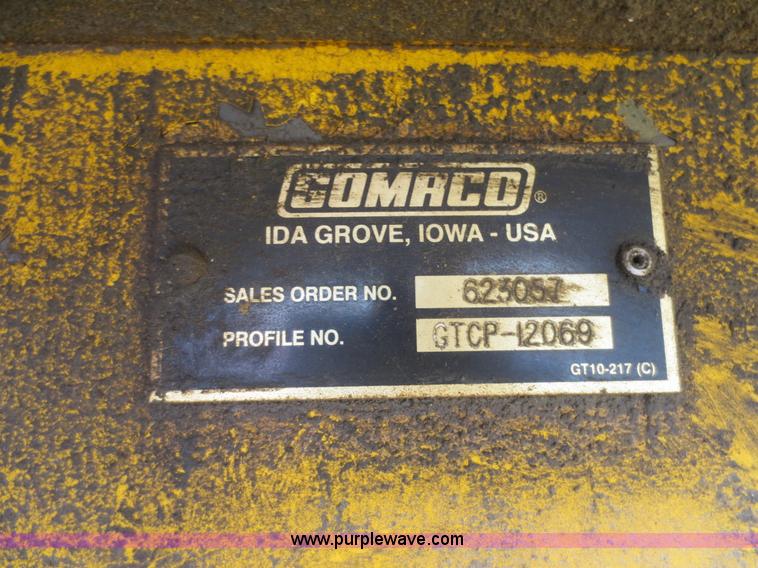 image for item I2208 Gomaco Jersey barrier mold