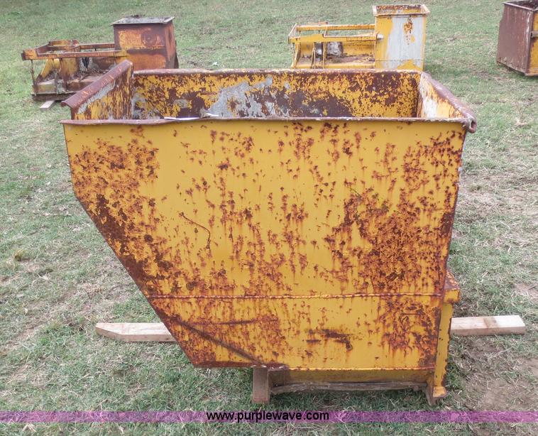 image for item I2209 24"W curb and gutter mold