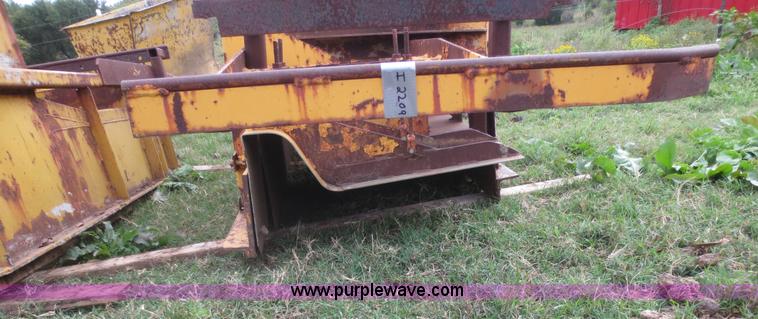 image for item I2209 24"W curb and gutter mold