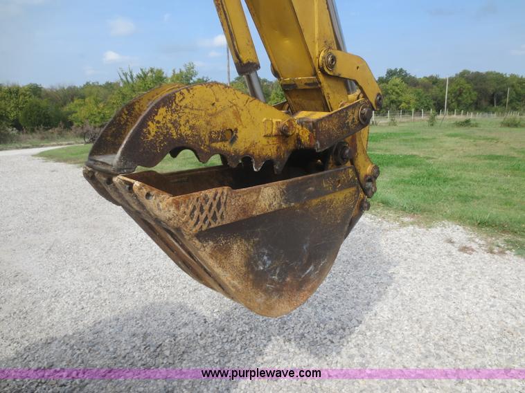image for item I2210 1995 Caterpillar 416B backhoe