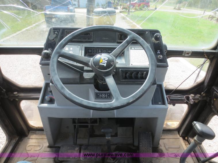 image for item I2210 1995 Caterpillar 416B backhoe