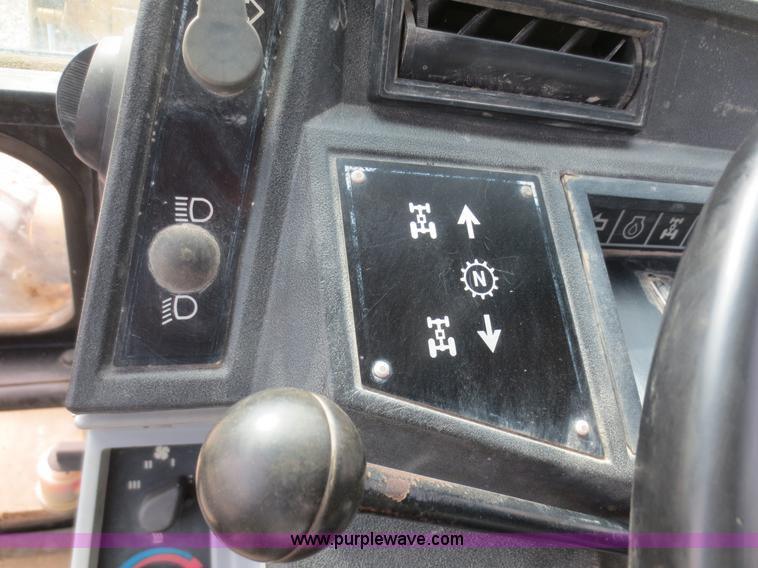 image for item I2210 1995 Caterpillar 416B backhoe