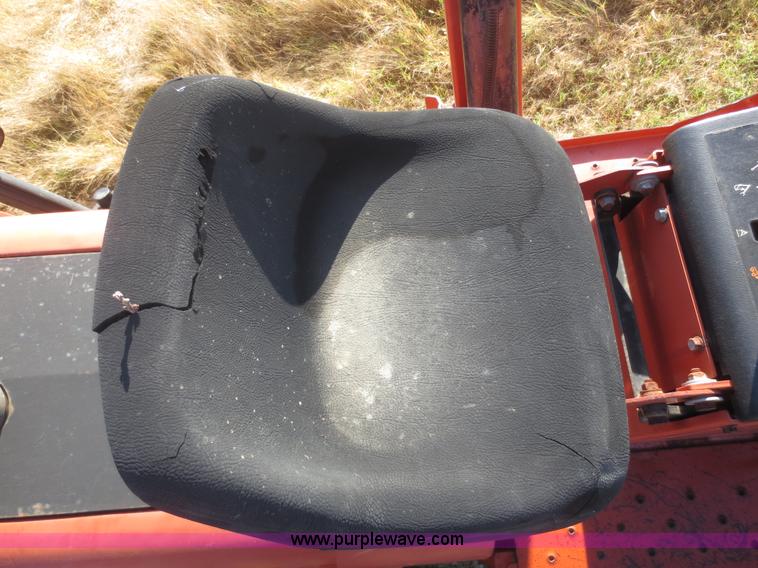 image for item I2212 2003 Ditch Witch RT70M trencher