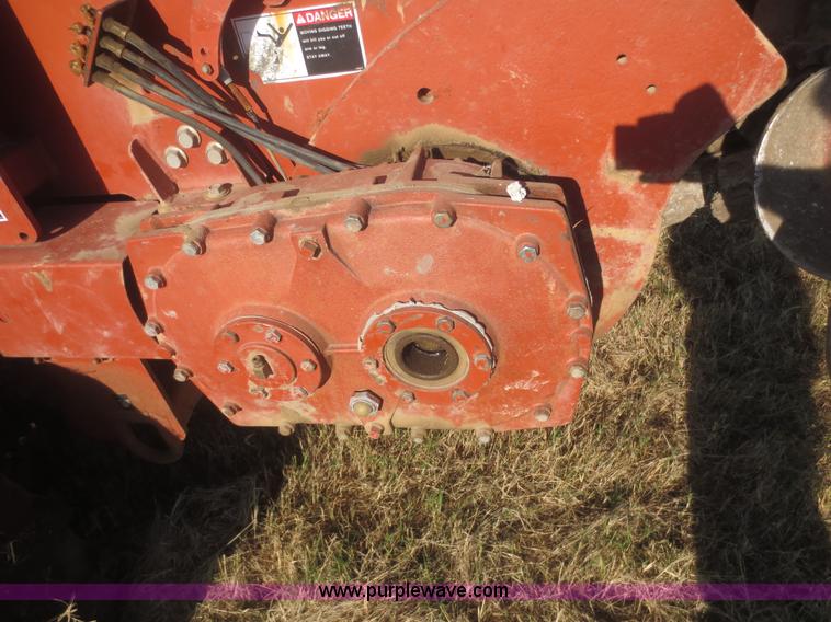 image for item I2212 2003 Ditch Witch RT70M trencher