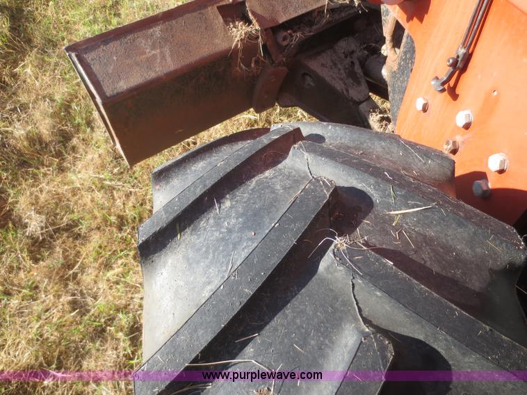 image for item I2212 2003 Ditch Witch RT70M trencher