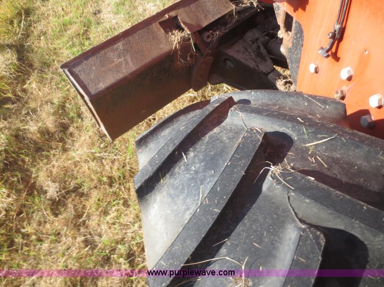 image for item I2212 2003 Ditch Witch RT70M trencher