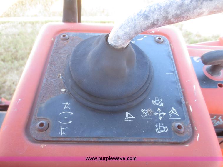 image for item I2212 2003 Ditch Witch RT70M trencher