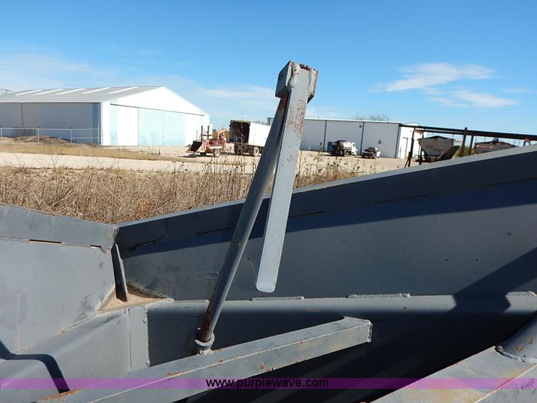 image for item I5378 Henke V snow plow