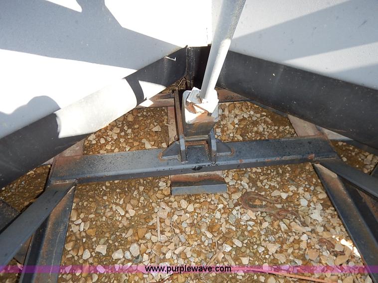 image for item I5378 Henke V snow plow