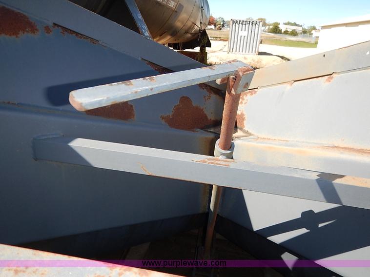 image for item I5379 Henke V snow plow