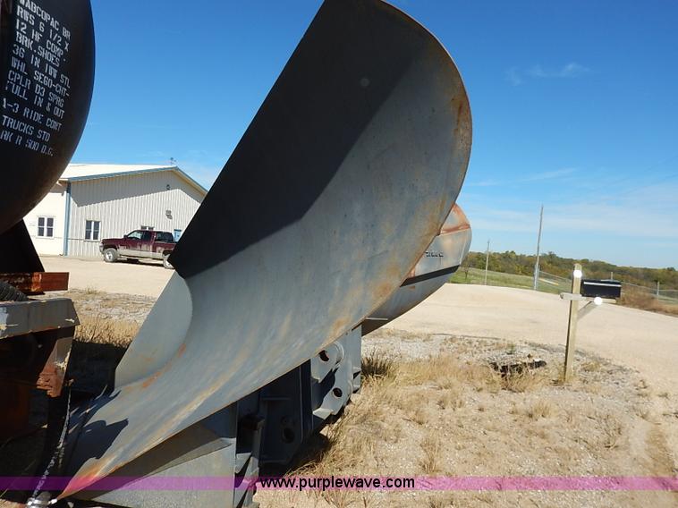 image for item I5379 Henke V snow plow