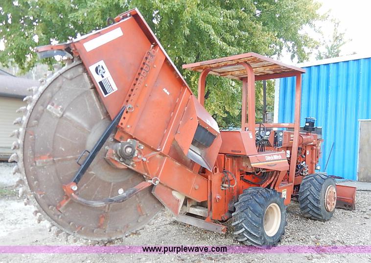 image for item I5395 Ditch Witch 6510 rock saw trencher