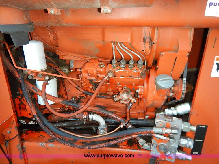 image for item I5395 Ditch Witch 6510 rock saw trencher