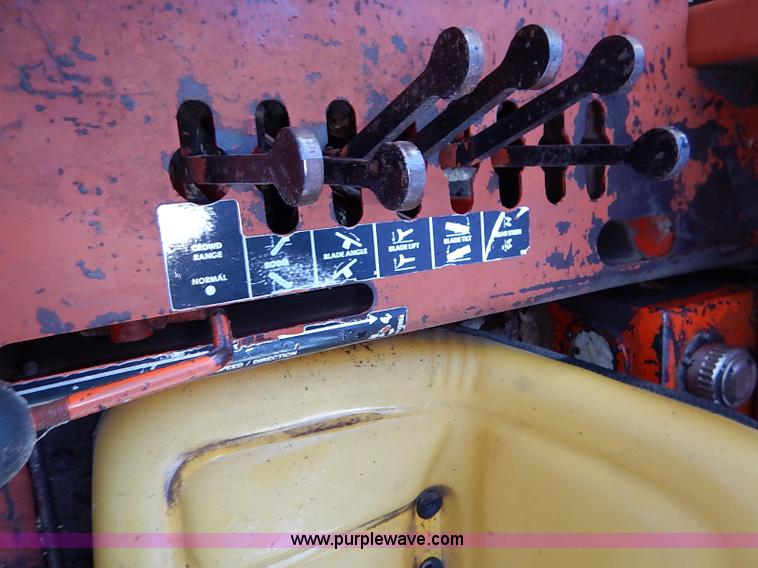 image for item I5395 Ditch Witch 6510 rock saw trencher