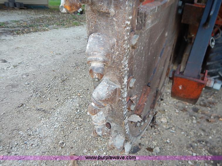 image for item I5395 Ditch Witch 6510 rock saw trencher