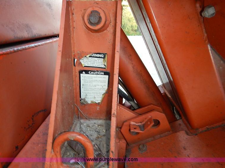 image for item I5395 Ditch Witch 6510 rock saw trencher