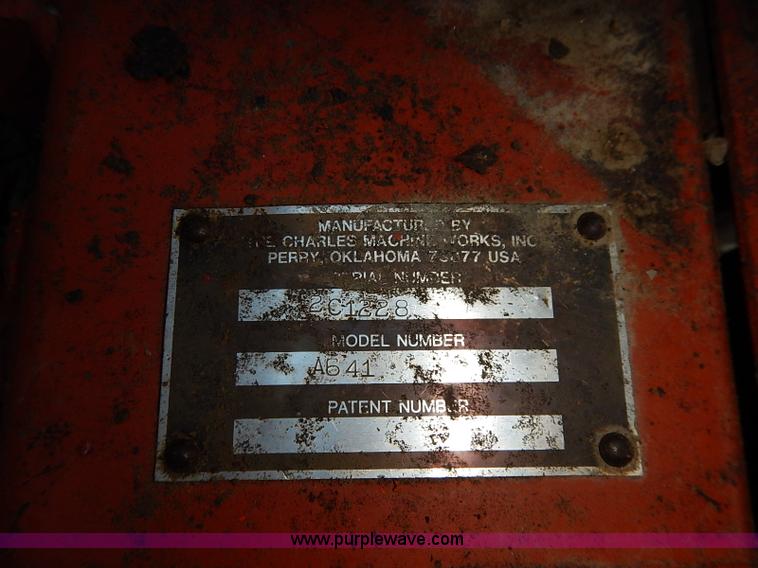 image for item I5395 Ditch Witch 6510 rock saw trencher