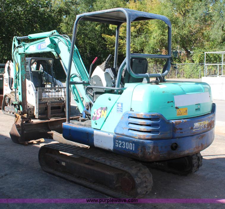 image for item I5878 2004 IHI 35N mini excavator