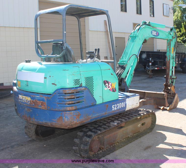image for item I5878 2004 IHI 35N mini excavator