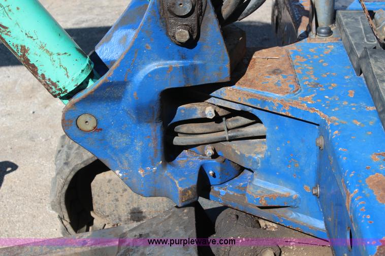 image for item I5878 2004 IHI 35N mini excavator