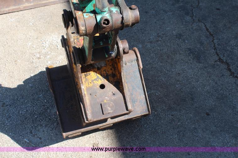 image for item I5878 2004 IHI 35N mini excavator