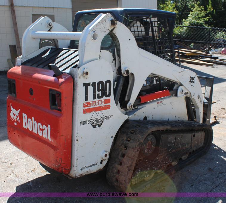 image for item I5879 2007 Bobcat T190 skid steer