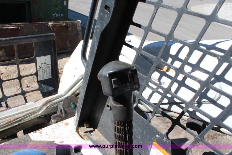 image for item I5879 2007 Bobcat T190 skid steer