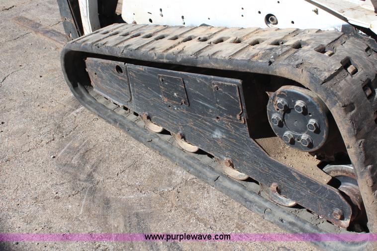 image for item I5879 2007 Bobcat T190 skid steer