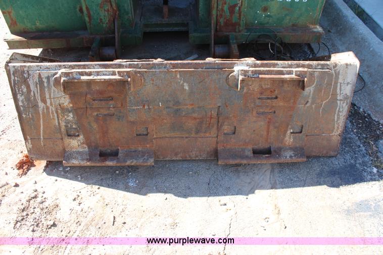 image for item I5879 2007 Bobcat T190 skid steer