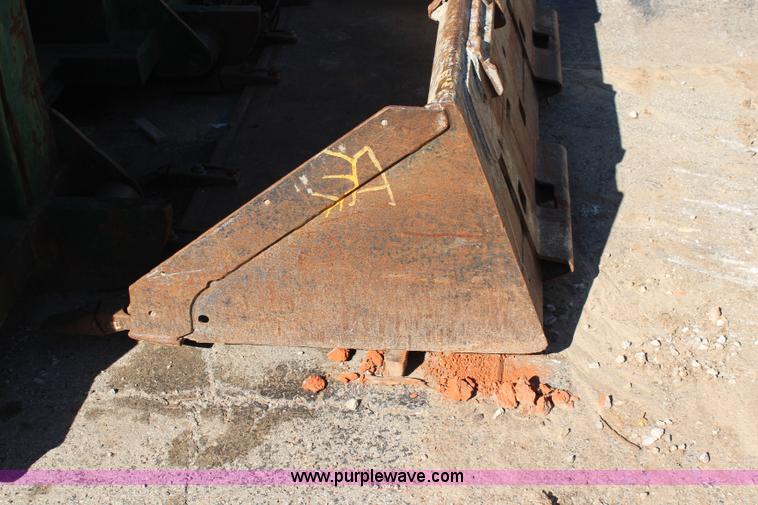 image for item I5879 2007 Bobcat T190 skid steer