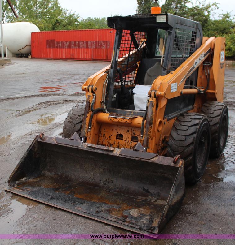 image for item I5993 2003 Case 70XT skid steer