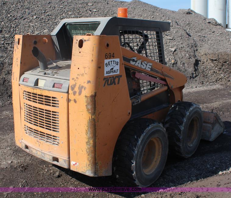 image for item I5993 2003 Case 70XT skid steer