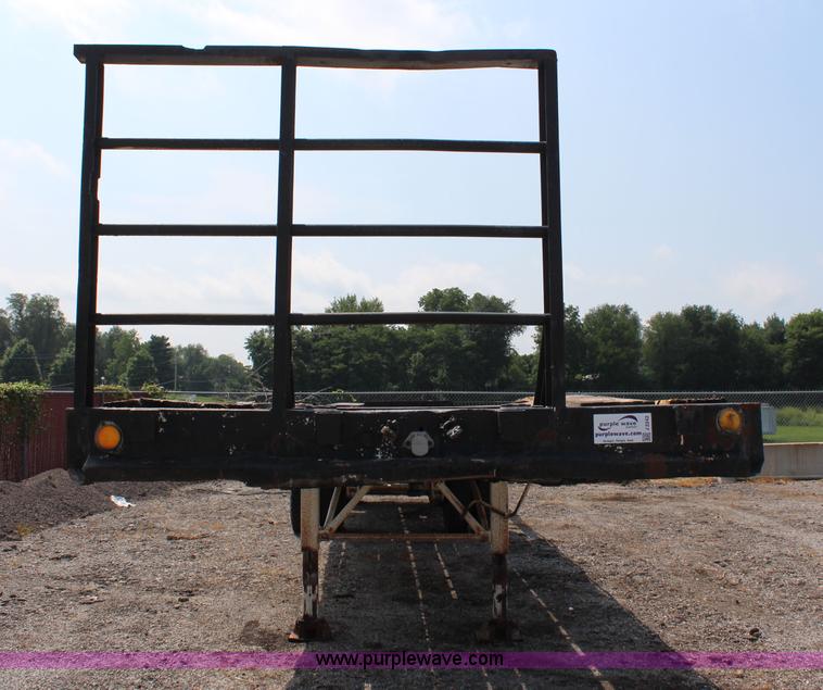 image for item J2242 1973 Fruehauf flatbed trailer