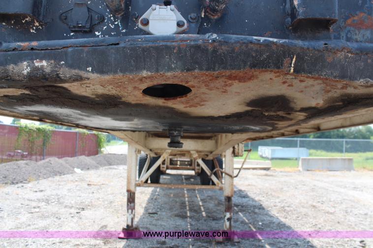 image for item J2242 1973 Fruehauf flatbed trailer