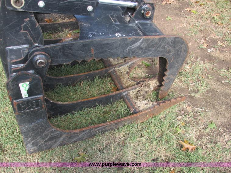 image for item J2404 Caterpillar 2869300 skid steer grapple bucket