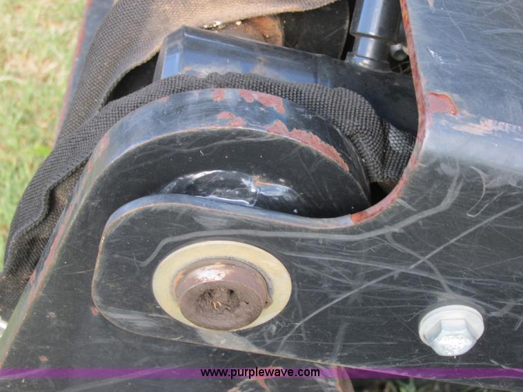 image for item J2404 Caterpillar 2869300 skid steer grapple bucket