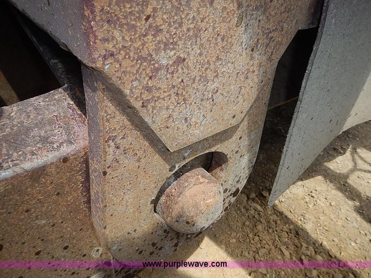 image for item J3199 1995 Trail King lowboy trailer