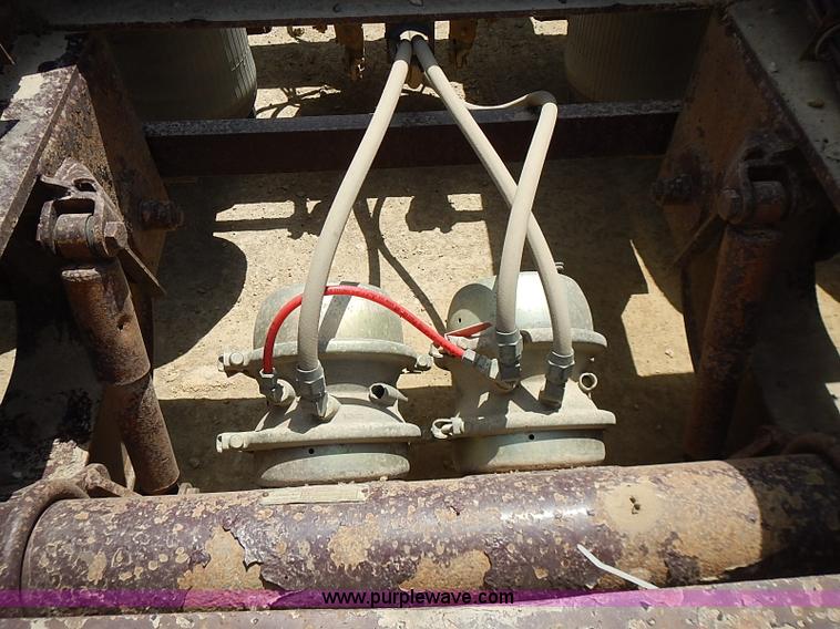 image for item J3199 1995 Trail King lowboy trailer