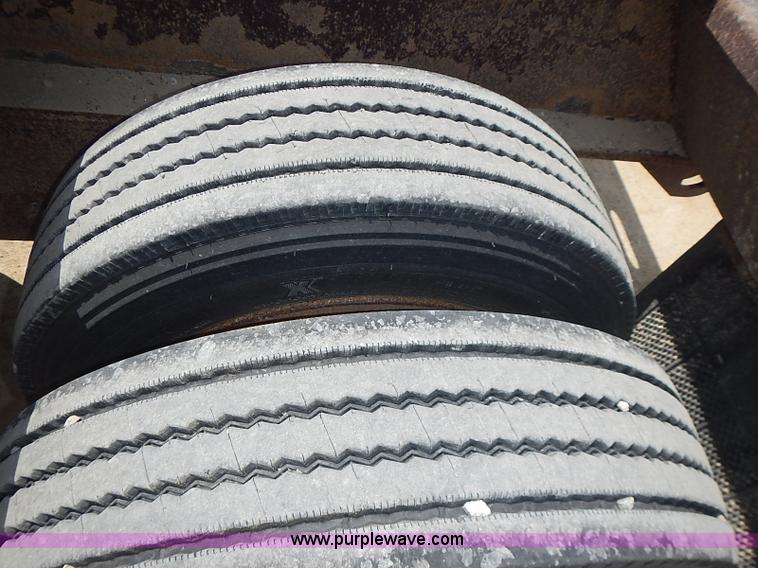 image for item J3199 1995 Trail King lowboy trailer