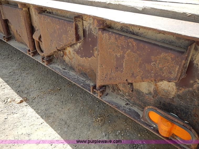 image for item J3199 1995 Trail King lowboy trailer