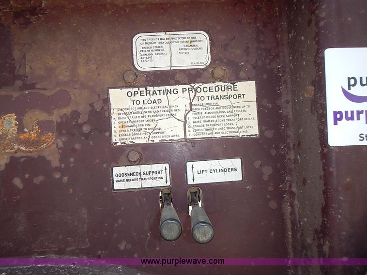 image for item J3199 1995 Trail King lowboy trailer